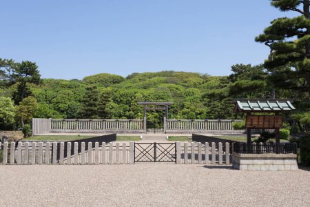 Téléchargez les photos : Jardin japonais traditionnel - Sakai City, Osaka, Japon - en image libre de droit