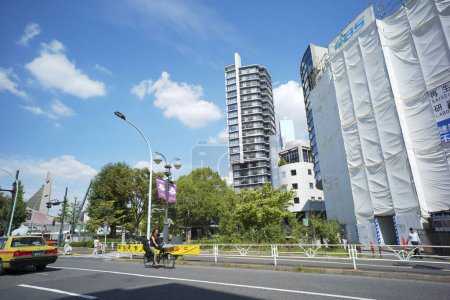 Foto de Vista diurna de la arquitectura moderna de la ciudad japonesa - Imagen libre de derechos