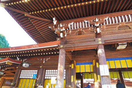 Téléchargez les photos : Sanctuaire Nezu, un sanctuaire shintoïste situé dans le quartier Bunkyo de Tokyo, Japon - en image libre de droit