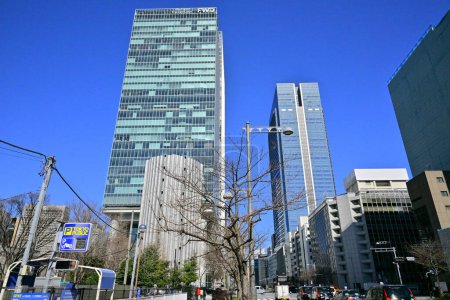 Téléchargez les photos : Bâtiments commerciaux à Tokyo Midtown, Japon. Vue de jour - en image libre de droit