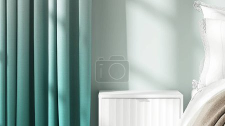 Téléchargez les photos : Table de chevet moderne blanche du milieu du siècle, lit, taie d'oreiller brodée au soleil sur rideaux bleu turquoise, chambre murale vert pastel pour cosmétiques de luxe, soins de la peau, fond de produit de beauté 3D - en image libre de droit