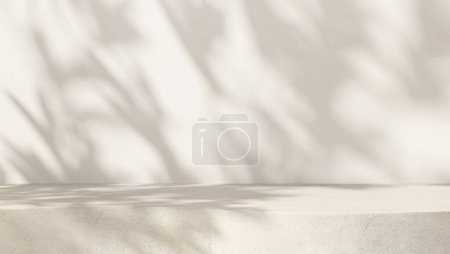 Téléchargez les photos : Contre-podium en ciment blanc crème vierge avec texture, belle lumière du soleil tamisée douce, ombre à feuilles sur mur blanc pour cosmétiques bio de luxe, soins de la peau, soins de beauté fond du produit 3D - en image libre de droit