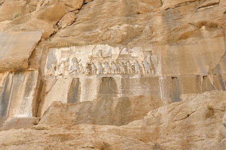 El Behistun Inscripción Bajorrelieve de Mitrídates II de Partia y bajorrelieve de Gotarces II de Partia y Sheikh Ali khan Zangeneh dotación de texto,                                