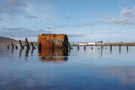 Téléchargez les photos : Les restes d'un navire naufragé à Bluff Nouvelle-Zélande - en image libre de droit