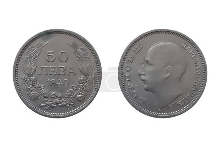 Foto de 50 Leva 1940 Boris III on white background. Coin of Bulgaria. Obverse Portrait left Boris III, Tsar of Bulgaria. Reverse Denomination above date within wreath - Imagen libre de derechos