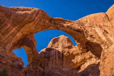 Téléchargez les photos : Double arc dans les Arches National Park, Utah - en image libre de droit