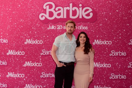 Foto de 7 de julio de 2023, Ciudad de México, México: Ryan Gosling y America Ferrera posan para fotos durante la película 'Barbie' Photocall en el Hotel Four Sason de la Ciudad de México. el 7 de julio de 2023 en Ciudad de México, México. (Foto de Carlos Tischler / Eyepix Group) - Imagen libre de derechos