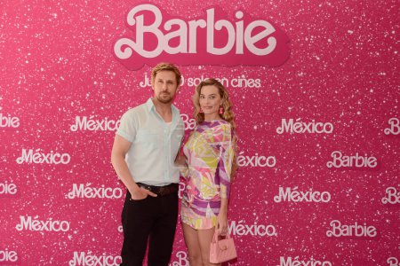 Foto de 7 de julio de 2023, Ciudad de México, México: Ryan Gosling y Margot Robbie posan para las fotos durante la película 'Barbie' Photocall en el Hotel Four Sason de la Ciudad de México. el 7 de julio de 2023 en Ciudad de México, México. (Foto de Carlos Tischler / Eyepix Group) - Imagen libre de derechos