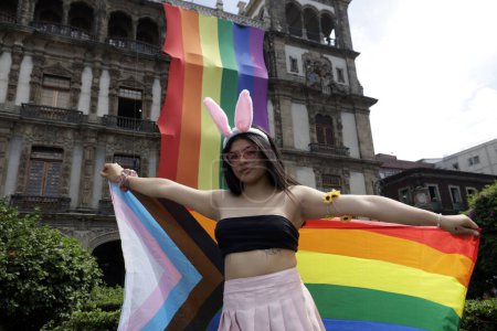 Téléchargez les photos : 24 juin 2023, Mexico, Mexique : Des personnes participant à la marche de fierté LGBTTTIQA + du XLV à Mexico. le 24 juin 2023 à Mexico, Mexique - en image libre de droit
