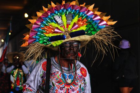 Téléchargez les photos : 05 mai 2023 à Mexico, Mexique : Les habitants du quartier Peon de los Baos, participent à la 93e parade pour commémorer la bataille de Puebla le 5 mai 1862, il a été déclaré patrimoine culturel immatériel - en image libre de droit