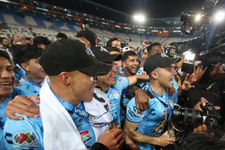 Photo for October 30, 2022, Pachuca, Mexico: Pachuca Tuzos team win the MX League Cup  of the Opening Tournament Finals of the Mexican football League at Hidalgo Stadium - Royalty Free Image