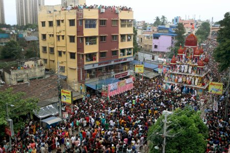 Photo for June 20,2023, Hooghly,India: Hindu devotees throng around the chariot as they wait to pull it during the annual Hindu festival "Rath Yatra," or Chariot procession. in Mahesh, 35 kilometers (22 miles) Kolkata - Royalty Free Image