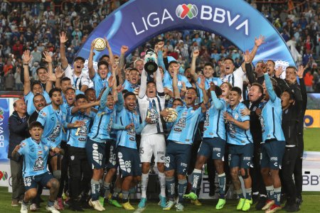 Photo for October 30, 2022, Pachuca, Mexico: Pachuca Tuzos team win the MX League Cup  of the Opening Tournament Finals of the Mexican football League at Hidalgo Stadium. on October 30, 2022 in Pachuca, Mexico - Royalty Free Image