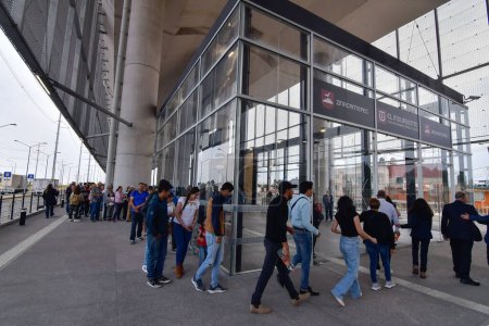 Téléchargez les photos : Toluca, Mexique - 15 septembre 2023 : Aspects de l'inauguration de la première étape du train interurbain Mexique-Toluca, qui reliera Zinacantepec aux gares de Lerma - en image libre de droit