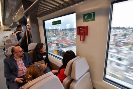 Foto de Toluca, México - 15 de septiembre de 2023: Aspectos de la Inauguración de la Primera Etapa del Tren Interurbano México-Toluca, que se extenderá desde Zinacantepec hasta Estaciones de Lerma - Imagen libre de derechos