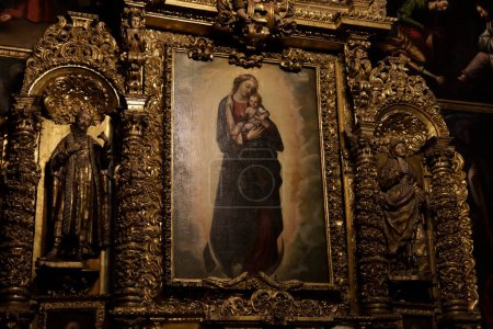 Foto de 25 de octubre de 2023, Ciudad de México, México: En la Capilla de las Reliquias con arte sacro en la Catedral Metropolitana de la Ciudad de México - Imagen libre de derechos