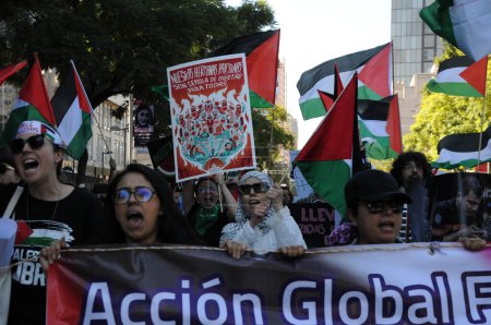 Téléchargez les photos : 25 novembre 2023, Mexico, Mexique : Des femmes participent à une manifestation pour la Journée internationale pour l'élimination de la violence à l'égard des femmes à Mexico Zocalo - en image libre de droit