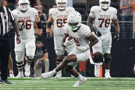 Photo for December 2, 2023, Arlington, Texas, United States: Texas Longhorns  wide receiver Adonai Mitchell in action during the 2023 Dr Pepper Big 12 Championship game between Texas Longhorns  and Oklahoma State Cowboys - Royalty Free Image