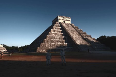 Foto de 3 de diciembre de 2023. Tinum, México. Derivado de la construcción del tren maya, el gobierno federal implementó el Programa de Mejoramiento de la Zona Arqueológica que ha permitido recuperar un porcentaje significativo de monumentos - Imagen libre de derechos
