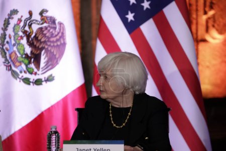 Foto de 6 de diciembre de 2023, Ciudad de México, México: Janet Yellen, Secretaria del Tesoro de los Estados Unidos durante la presentación de la moneda conmemorativa de 200 años de Relaciones Diplomáticas México - Imagen libre de derechos