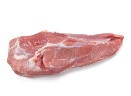 Foto de Lomo de ternera - Carne cruda - Aislado sobre fondo blanco - Imagen libre de derechos