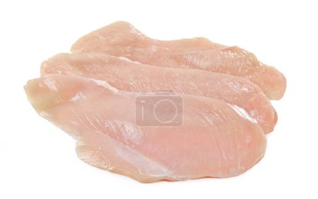 Téléchargez les photos : Poitrine de poulet non cuite tranchée isolée sur fond blanc - en image libre de droit