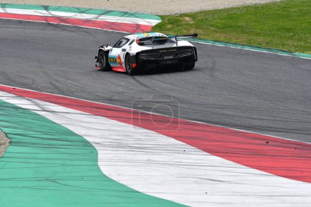 Foto de Scarperia, 23 Marzo 2024 Italia: Ferrari 296 GT3 del Team Boem by Kessel Racing drive by Cutrera-Talarico-Frezza-Fumanelli en acción durante 12h Hankook en el Circuito Mugello. - Imagen libre de derechos