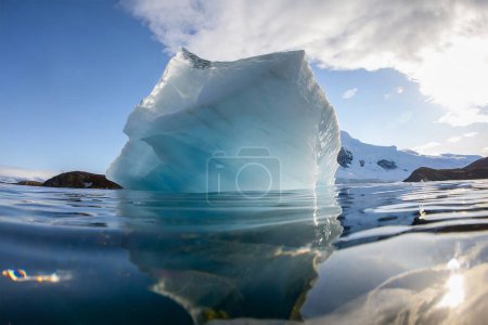 Foto de Iceberg antártico en el océano, Laguna Glaciar, Antártida - Imagen libre de derechos
