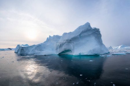 Foto de Icebergs en Laguna Glaciar, Península Antártica, Antártida. - Imagen libre de derechos