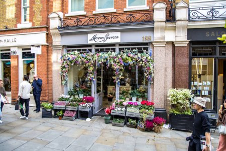 Photo for London, UK - September 14, 2023: Moyses Stevens flower shop at Sloan square. - Royalty Free Image