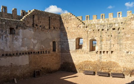 Photo for Discover the timeless charm of Monteagudo de las Vicarias Castle's Renaissance-style inner courtyard in Soria, Spain. Our premium stock photo captures the elegance and historical beauty of this hidden gem. Ideal for travel agencies, historical public - Royalty Free Image