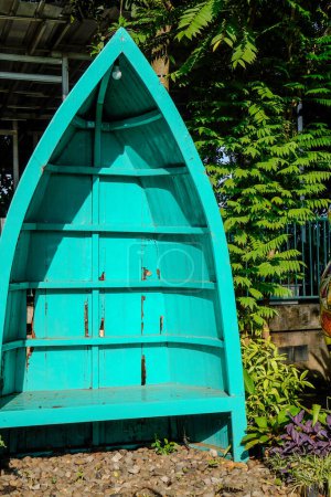 Foto de Se ve hermoso a partir de piezas de barcos utilizados como decoraciones en espacios abiertos - Imagen libre de derechos