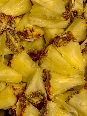 Nahaufnahme von Ananasscheiben. Hintergrund und Textur der Ananasscheiben.