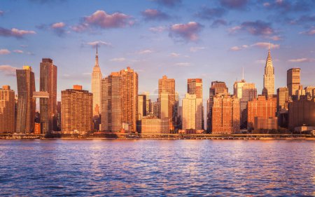 Téléchargez les photos : Vue de Mid Town et East River, New York, États-Unis - en image libre de droit