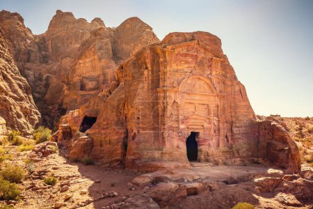Foto de Tumba de Sexto Florentino, Petra, Jordania - Imagen libre de derechos