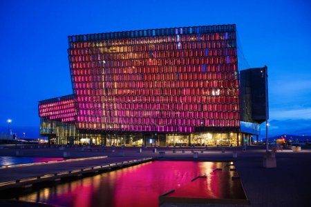 Téléchargez les photos : Harpa Concert Hall and Conference Center, Reykjavik, Islande - en image libre de droit