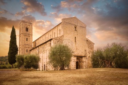 Foto de Abadía de Sant 'Antimo, Montalcino, Toscana, Italia - Imagen libre de derechos