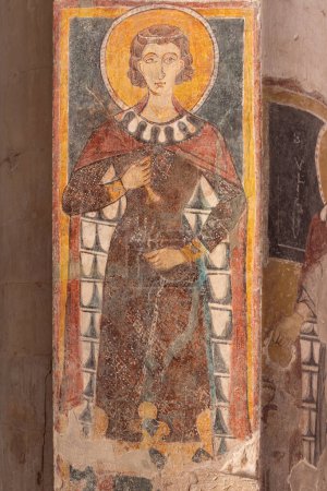 Foto de Fresco bizantino de San Vito, iglesia de Santa María la Mayor, Monte Sant 'Angelo, Foggia, Italia - Imagen libre de derechos