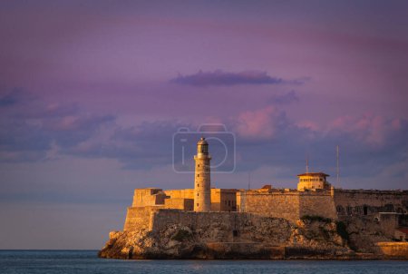 Téléchargez les photos : Château de Morro ou Castillo De Los Tres Reyes Del Morro, La Havane, Cuba - en image libre de droit