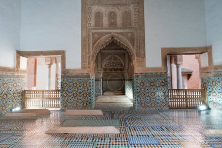 Foto de Las tumbas de Saadian son una necrópolis real histórica en Marrakech, Marruecos, situada en el lado sur de la mezquita de Kasbah. - Imagen libre de derechos
