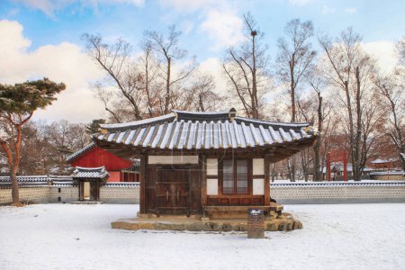 Winter scenery of Jeonju Hanok Village in Korea
