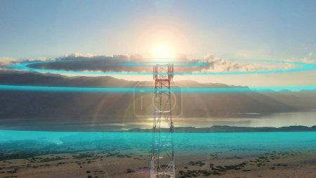 Antenne der 5G-Telekommunikationsmaststation in der Natur mit Meereslandschaft bei Sonnenuntergang, Grafische Strahlung der Mikrowellen-Luft Elektromagnetisches Verschmutzungskonzept