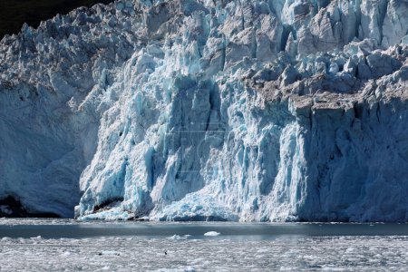Foto de Alaska, Glaciar Aialik es un glaciar en el Parque Nacional de Kenai Alaska, que desemboca en la bahía de Aialik - Imagen libre de derechos