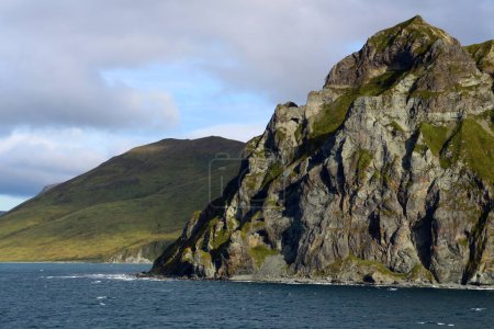 Unalaska ist eine Insel auf den Fuchsinseln im westöstlichen Zentrum der Aleuten