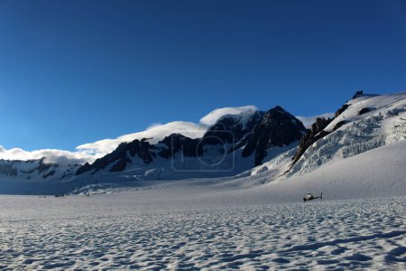 Helicóptero del glaciar Franz Josef en los Alpes neozelandeses