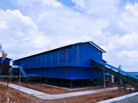 Foto de Banjarmasin, Indonesia - 24 de febrero de 2021 Construcción de una planta de tratamiento de agua (3) .jpg - Imagen libre de derechos