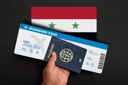 Téléchargez les photos : Passeport, carte d'embarquement et drapeau de la Syrie - en image libre de droit