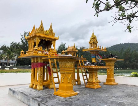Buddhistischer Tempel in der Provinz Lampang im Norden Thailands.