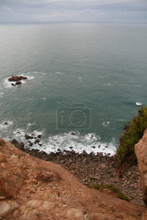 Costa rocosa del océano Atlántico en Portugal, Cabo da Roca