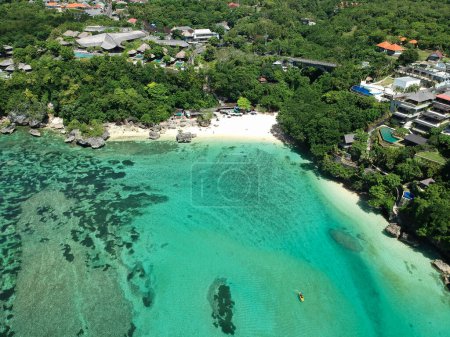 Foto de Vista aérea de la playa de Padang Padang en Bali Indonesia - Imagen libre de derechos